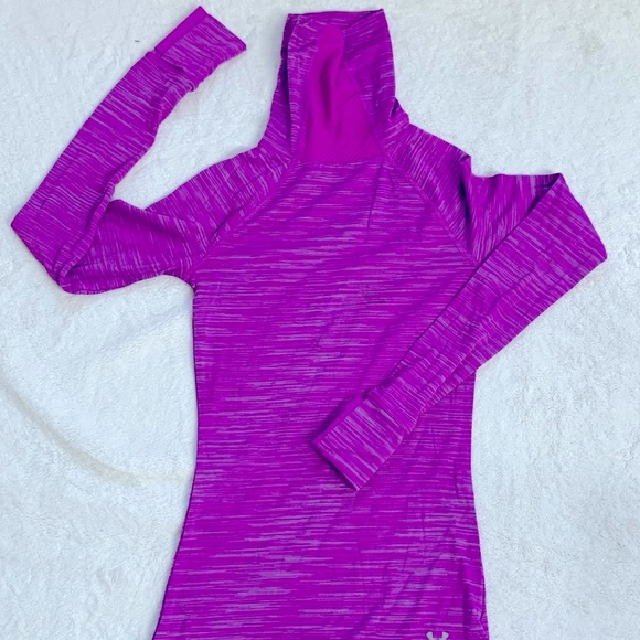 Underarmour longsleeve athleticwear - Picture 2 of 3